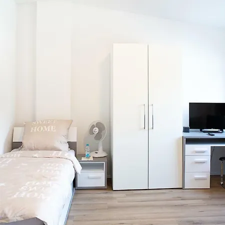 Holidayapartment Apartment Ruesselsheim